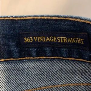 Lucky Brand Jeans - Lucky Brand 363 Vintage Straight Jeans Lucky Brand Jeans - Lucky Brand 363 Vintage Straight Jeans